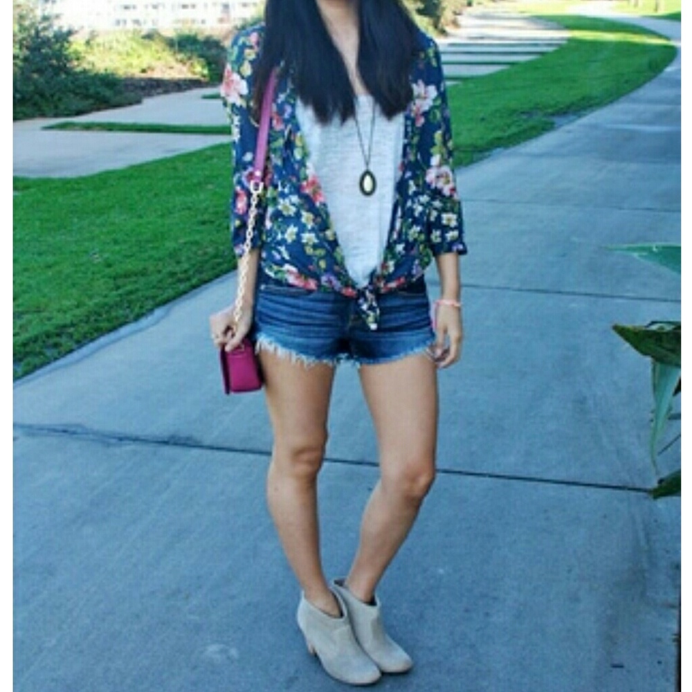 American Eagle shorts